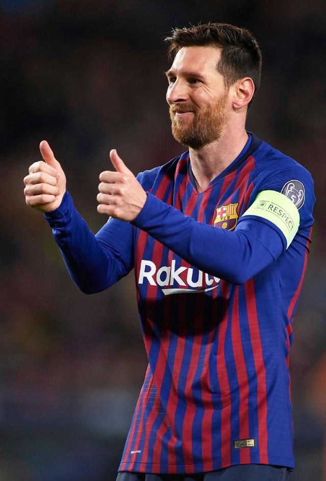 一场胜利改变球队前途，里昂巴黎群星发光的简单介绍