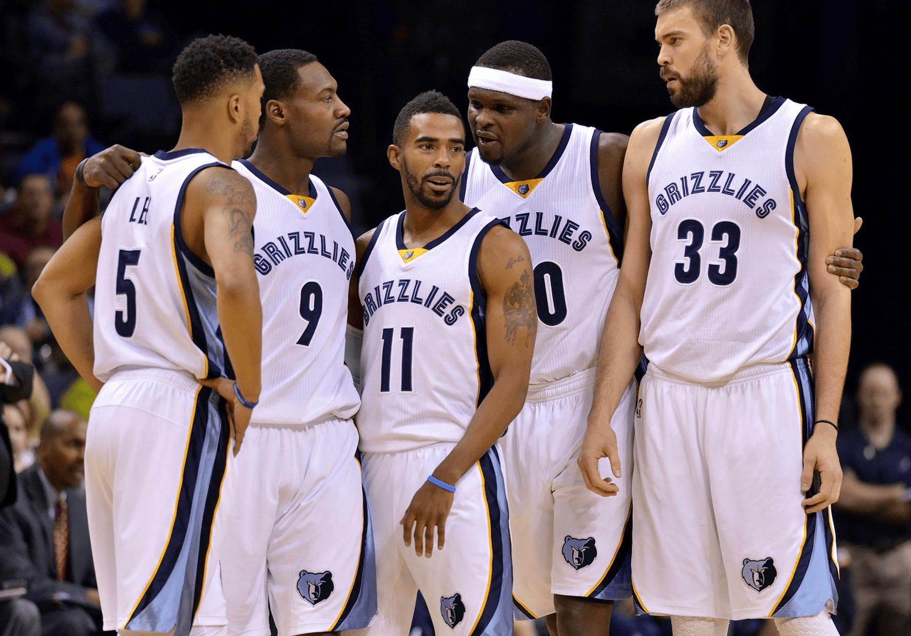 鹈鹕狂砍绝杀战胜分，冲击季后赛迎来新赛季高光！